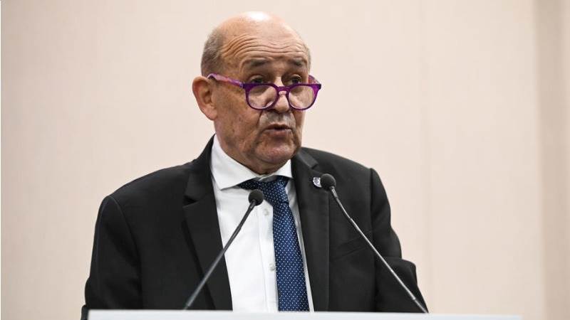 Le Drian cancels planned meeting with Lavrov