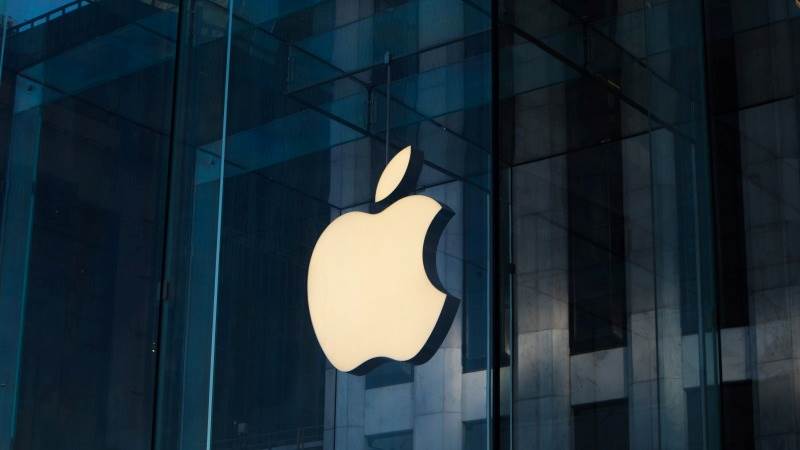 Hostage situation reported at Apple store in Amsterdam