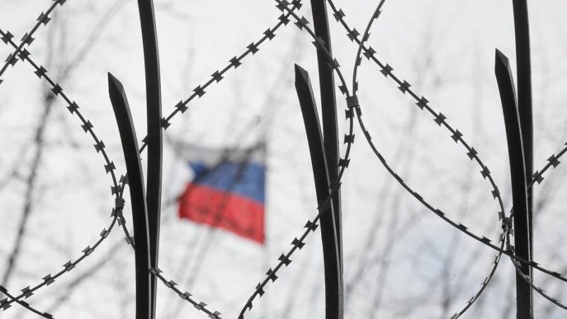 Russia’s diplomatic staff evacuating from Ukraine