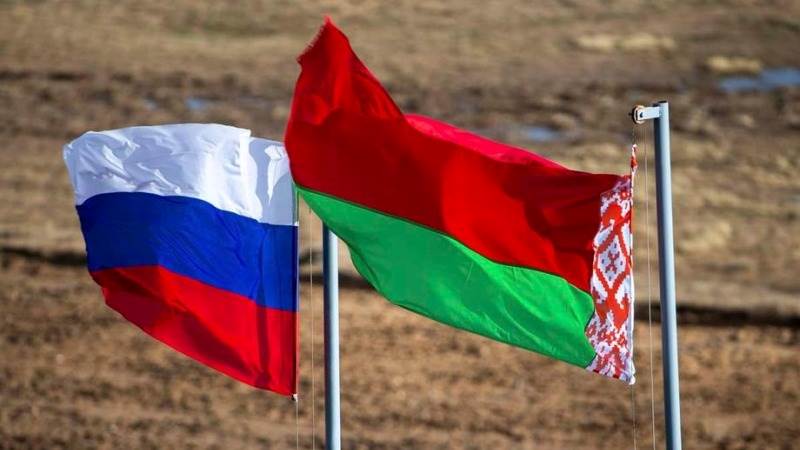 US sanctions Belarus over its support for Russia