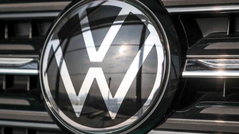 VW to halt production due to Ukraine supply delay