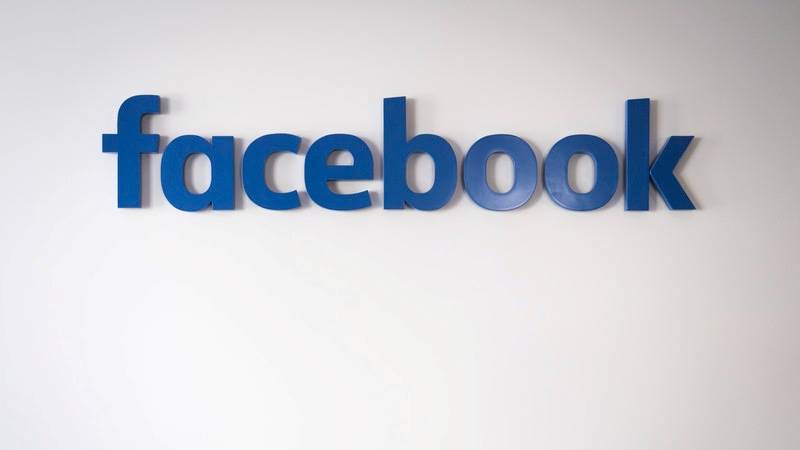 Facebook bans Russian media from advertizing