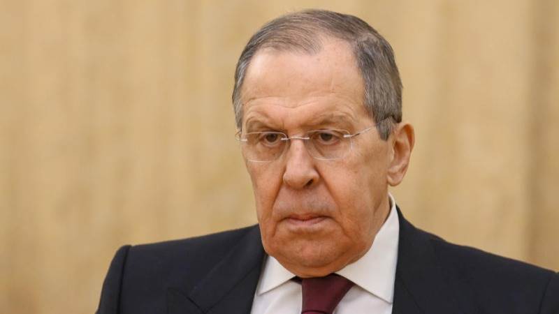 Lavrov cancels Geneva trip after EU bans Russian planes