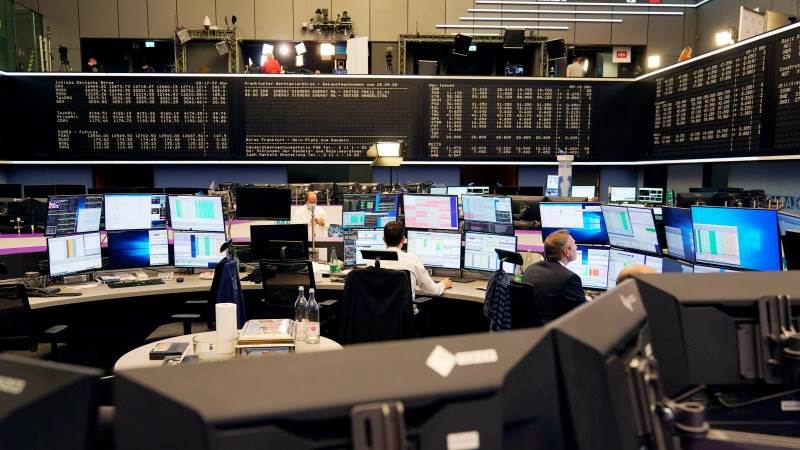 Europe lower with DAX, CAC 40 down over 2%