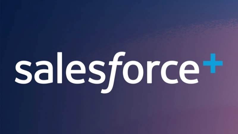 Salesforce shares rise 7% following upbeat outlook