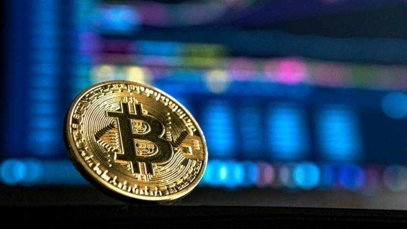 Cryptos slump as US, EU announce tougher stance