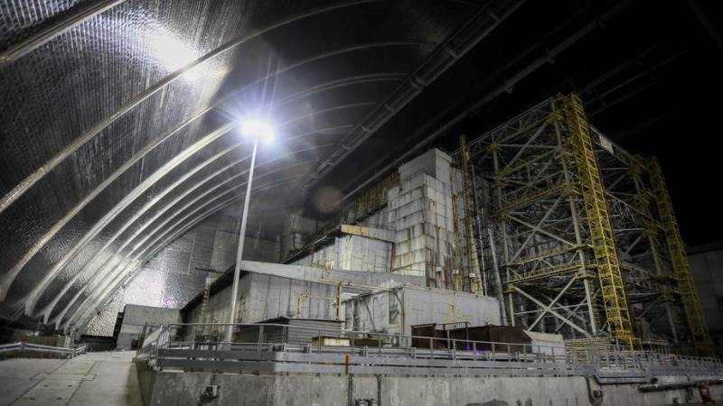 Chernobyl staff can’t leave power plant