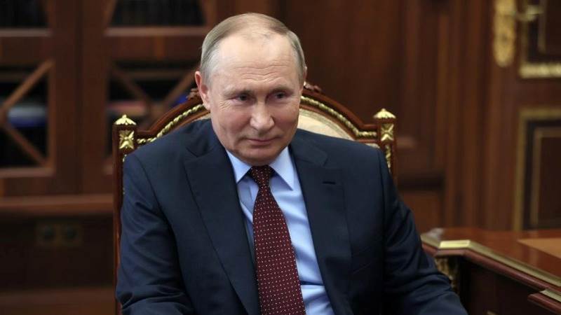 Putin asks for list of countries that imposed sanctions