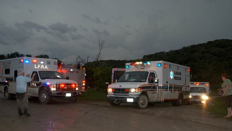 At least 6 dead in Iowa tornado