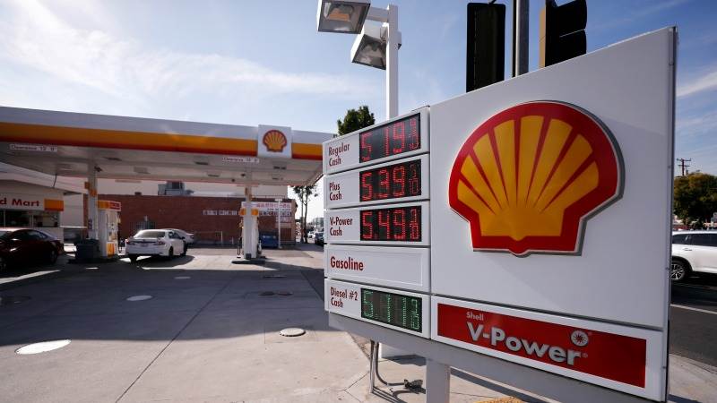 Shell to phase out Russian oil, gas