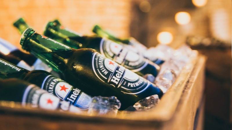 Heineken stops production, sales in Russia