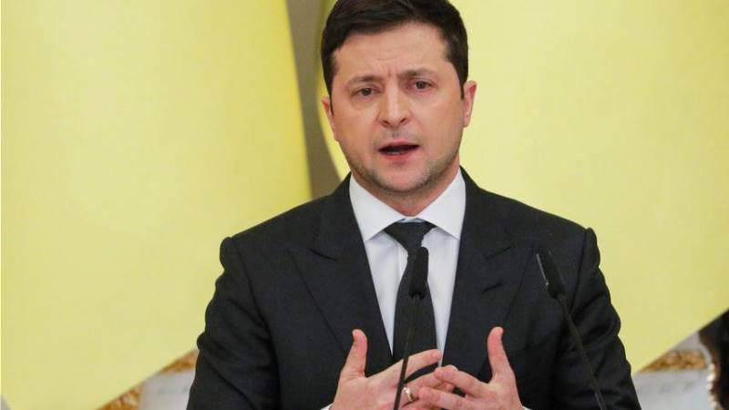 Zelensky says 100,000 evacuated in 2 days in Ukraine