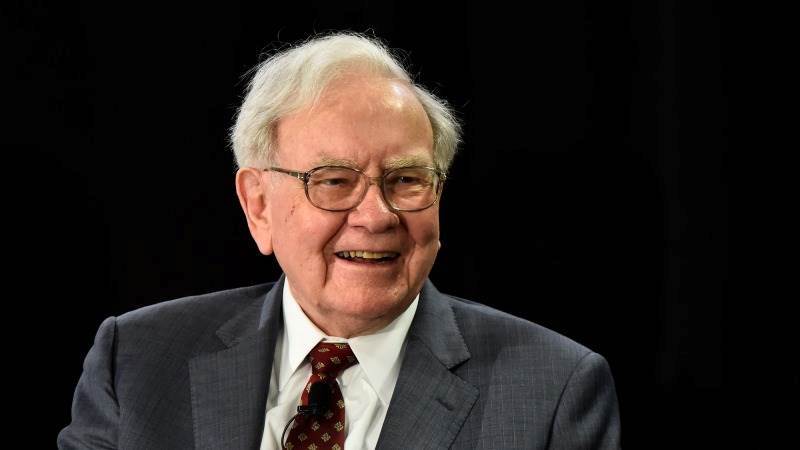 Berkshire rejects call to replace Buffet as chairman