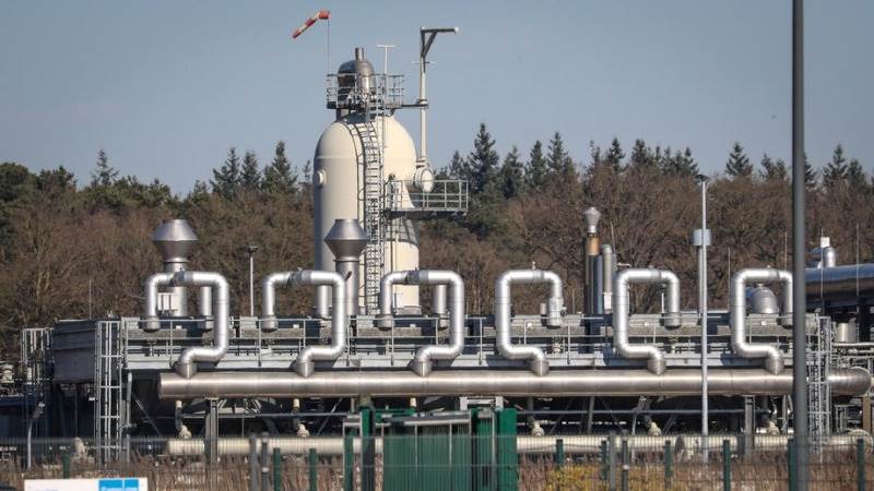 Gazprom continues gas supply through Ukraine