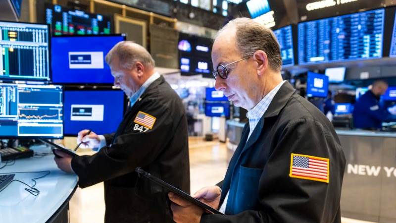 Wall Street opens lower with all eyes on earnings