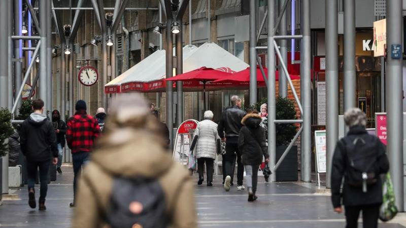 German retail sales up by 7% in February