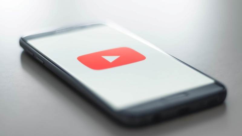 Russia orders unis to remove content from YouTube