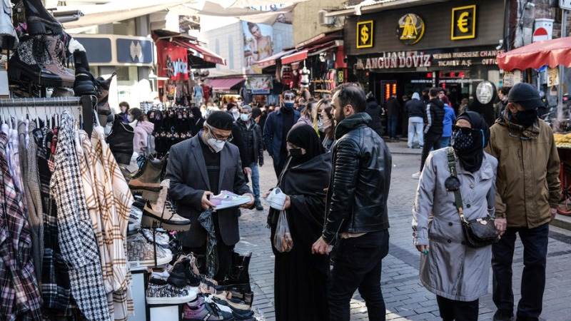 Inflation in Turkey surges to a 20-year high in March