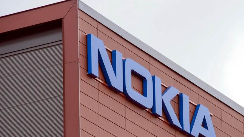 Nokia leaves Russian market, keeps outlook