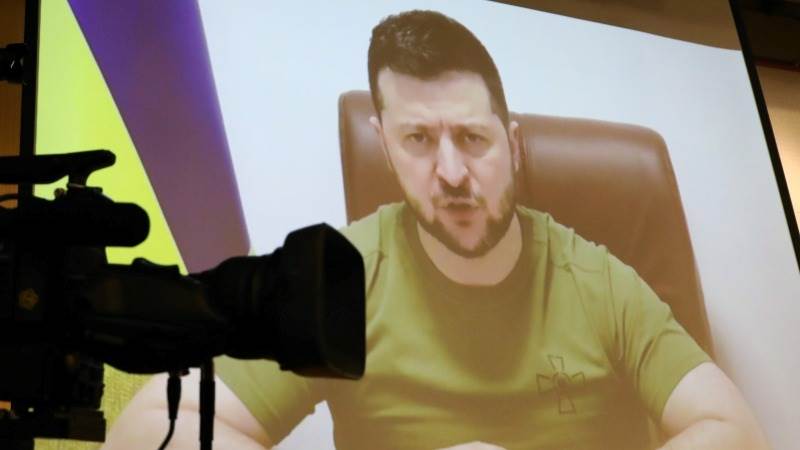 Zelensky urges West to send more weapons