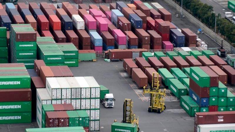 Japan’s trade deficit down to ¥412.4B in March