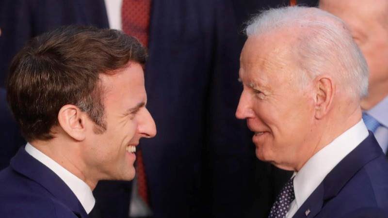 Biden congratulates Macron on second term