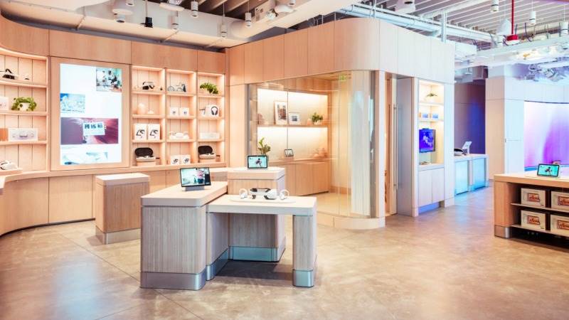 Meta to open first physical retail store in California