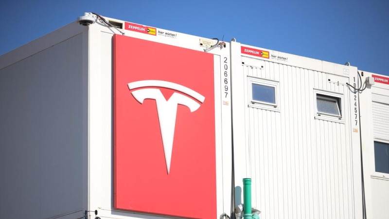 Tesla Inc.’s shares decline by 8%