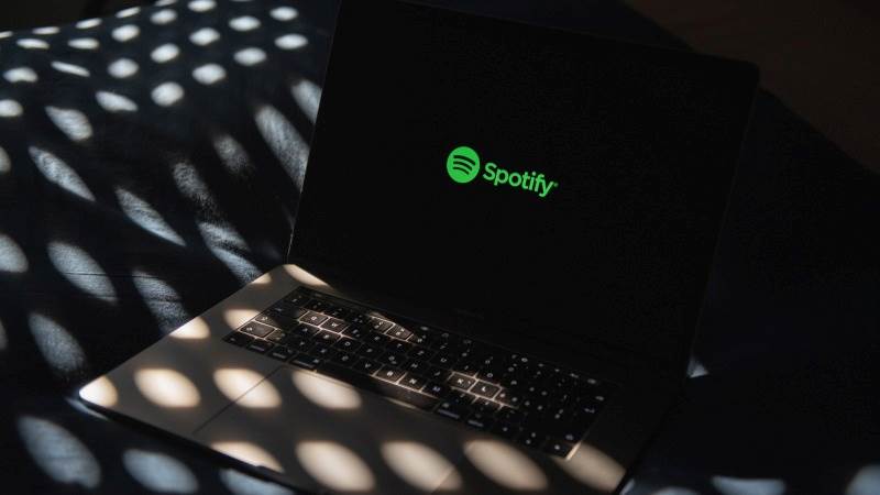 Spotify monthly active users up 19% to 422M in Q1