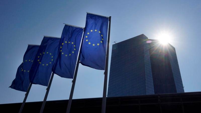 ECB: Ukraine, supply chain crises to impact inflation