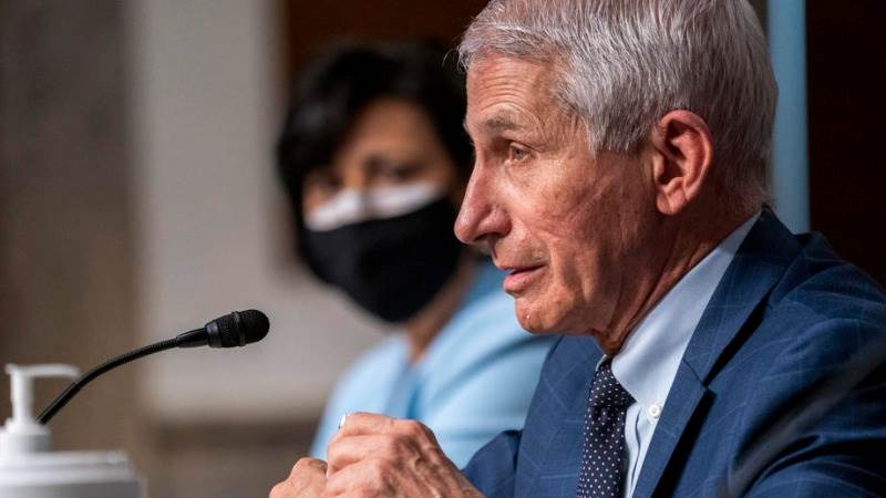 Fauci: Details on COVID booster in US by summer