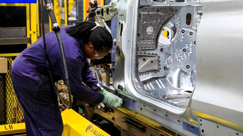 US manufacturing activity in April highest in 7 months