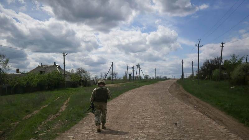 Lugansk governor: 12 enemy attacks repelled in Donbass