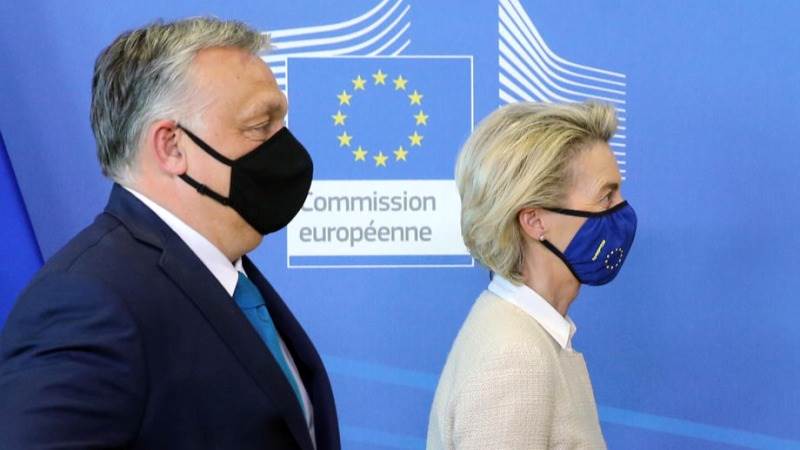 Von der Leyen to talk energy ban with Orban