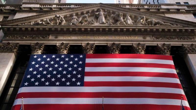 Dow, S&P return to gains in volatile session