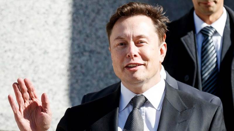 Musk: Twitter deal temporarily on hold