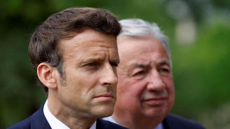 Macron to name new government later today