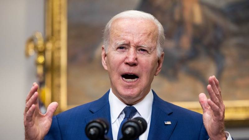 Biden signs executive order on police accountability