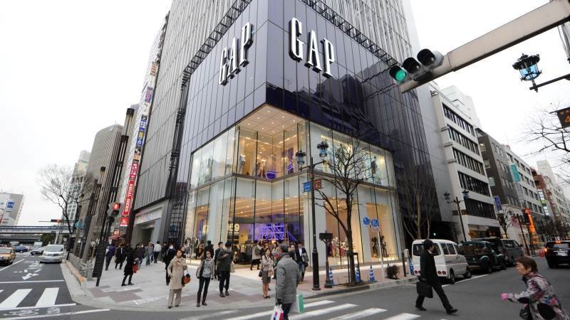 Gap shares fall 19% after disappointing sales, outlook