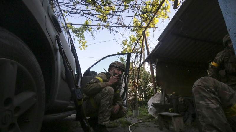 Ukraine keeps fighting in Sievierodonetsk – military