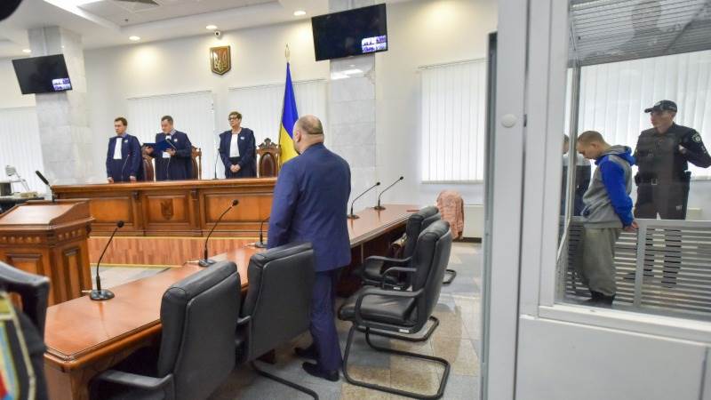 Ukraine sentences 2 Russian soldiers for war crimes