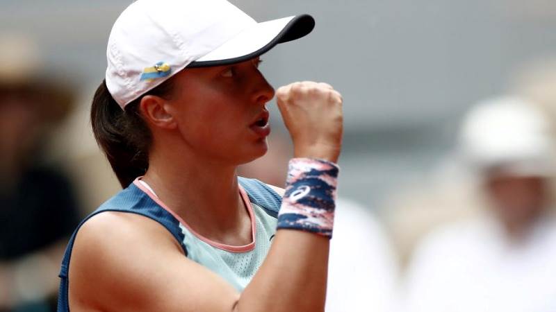 Swiatek beats Gauff to win French Open