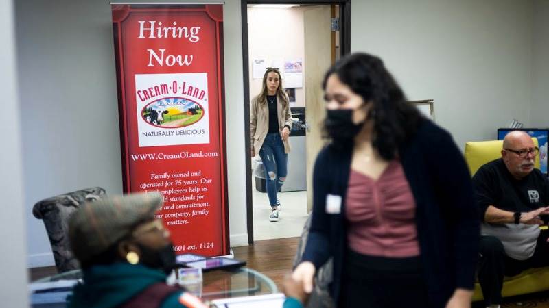 US initial jobless claims up 27,000 to 229,000