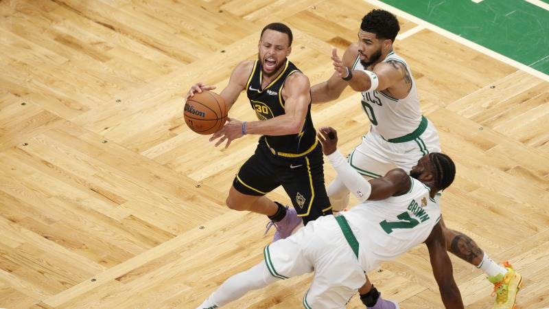 Warriors tie NBA Finals series against Celtics