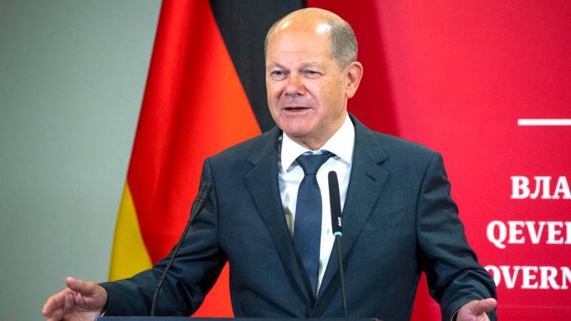 Scholz to visit Zelensky