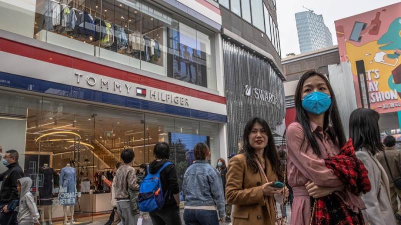 China’s retail sales drop by 6.7% in May