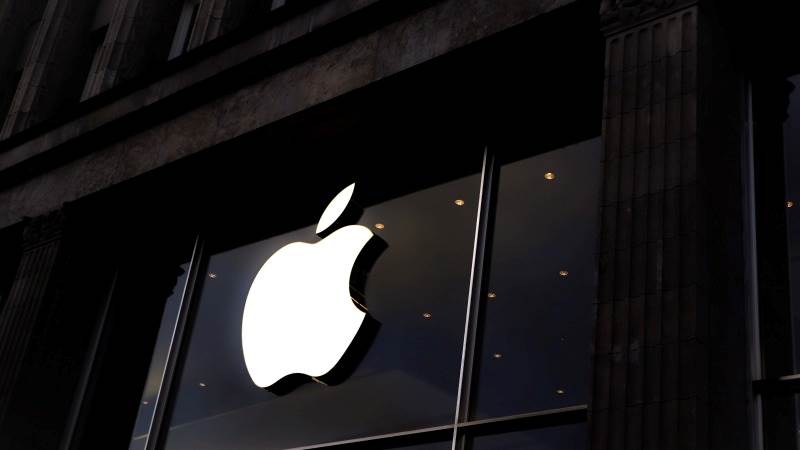 Apple workers vote for first unionized store – report