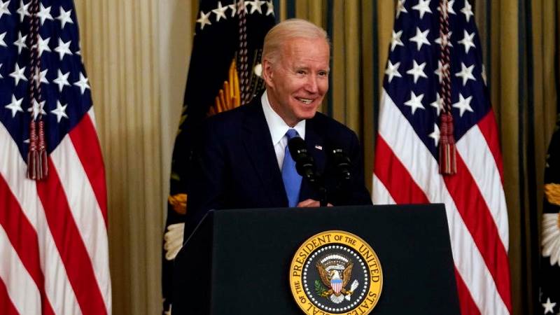 Biden to seek temporary gas tax suspension – report