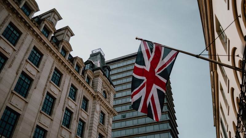 UK imposes trade sanctions against Russia