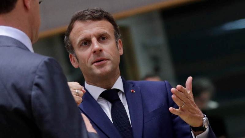 Macron plans to name new government in early July